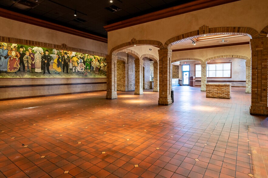 More Photos Of 1531 W 81st St, Tulsa Storefront Retail Office For Lease