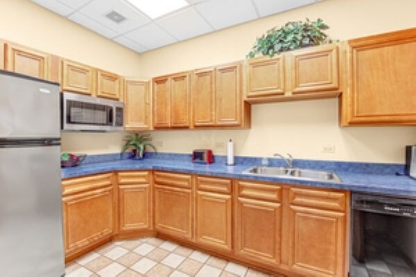 More Photos Of 19027 S Jodi Rd, Mokena Warehouse For Lease