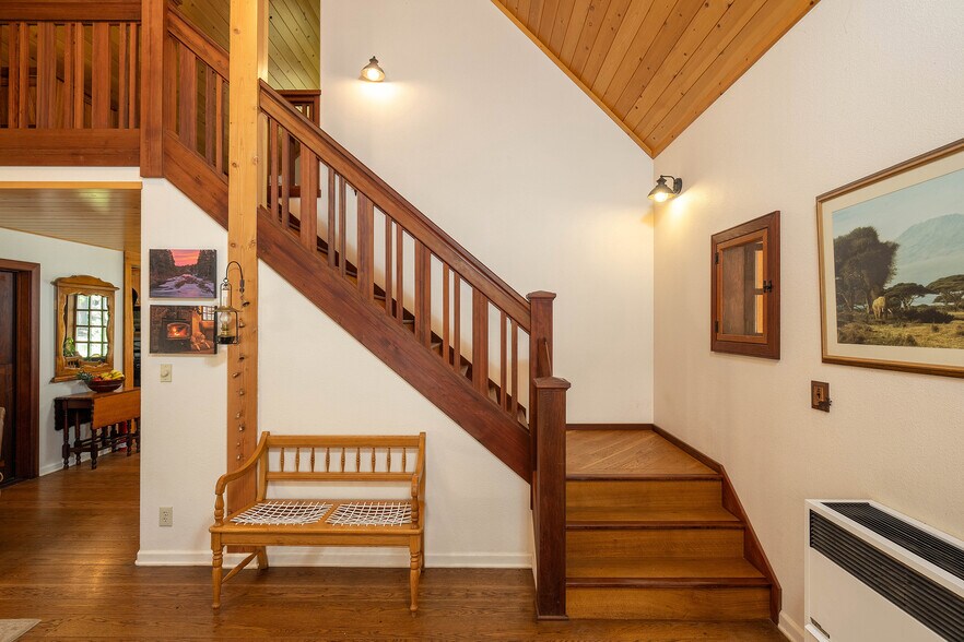 More Photos Of 320 Independence Lake Rd, Sierraville Lodge Meeting Hall For Sale