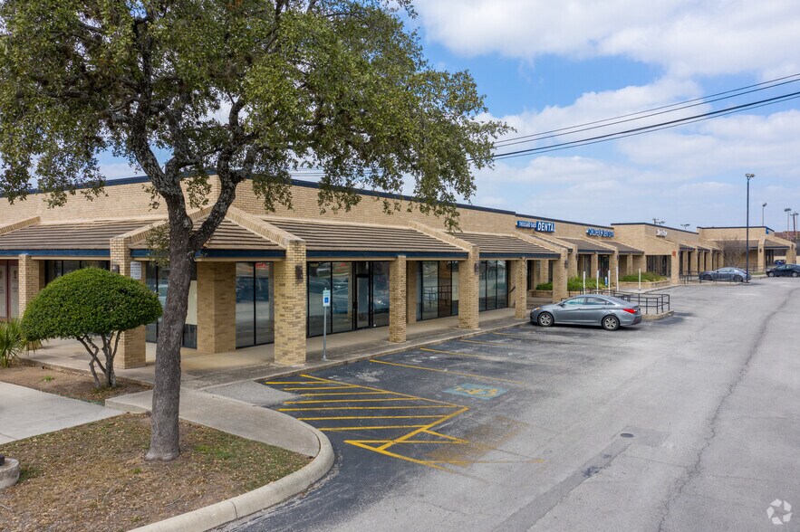 More Photos Of 2235 Thousand Oaks Dr, San Antonio Unknown For Lease