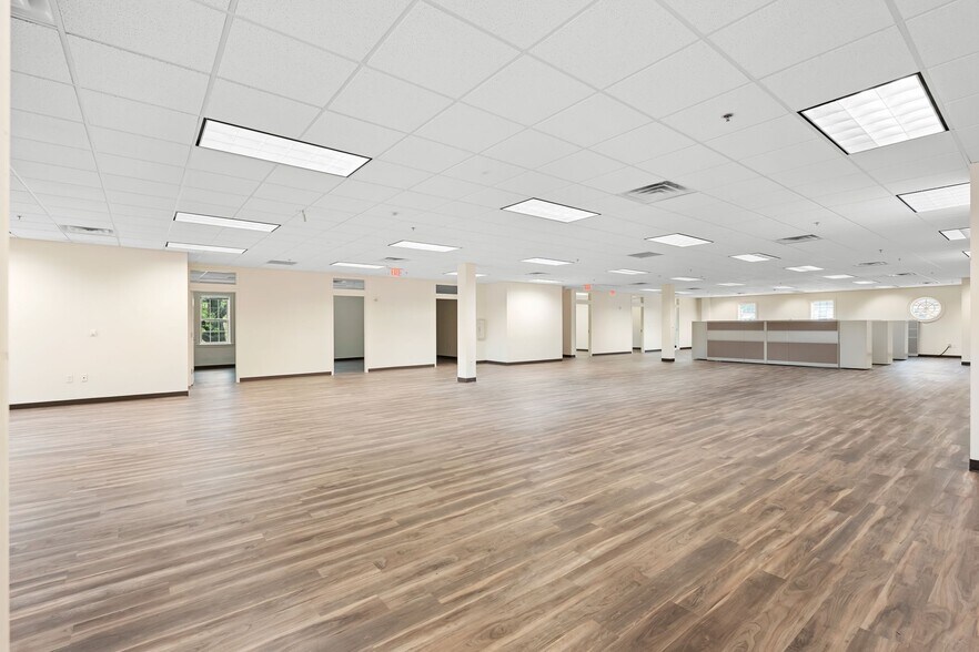 More Photos Of 112 Long Hollow Pike, Goodlettsville Office For Lease