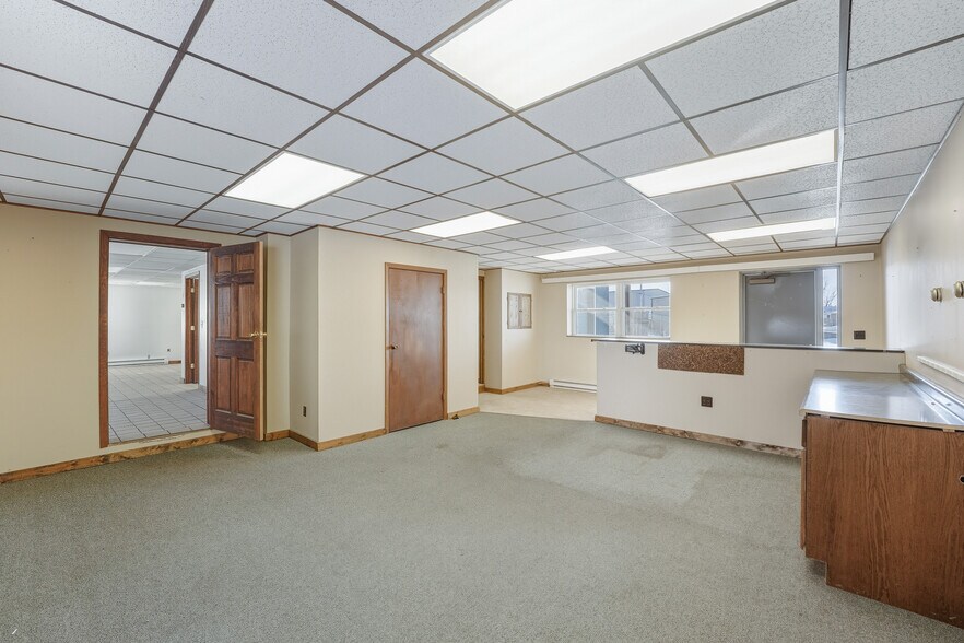 More Photos Of 1703 Western Ave, Eau Claire Industrial For Sale