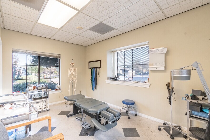 More Photos Of 741 21st St, Paso Robles Medical For Sale