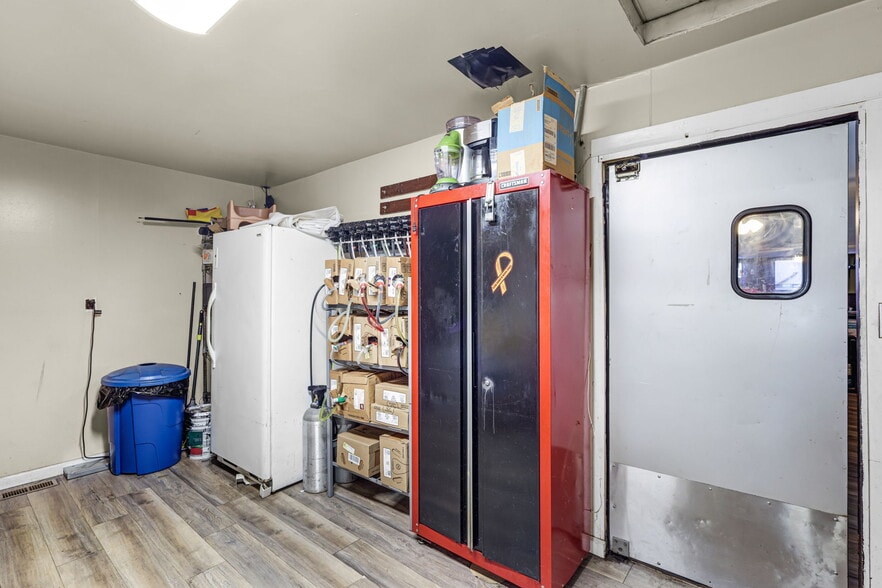 More Photos Of 519 N Main St, Caseyville General Retail For Sale