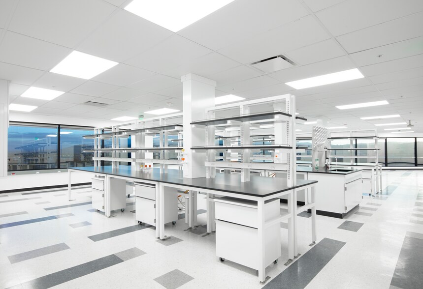 More Photos Of 1400 Fashion Island Blvd, San Mateo Research And Development For Lease