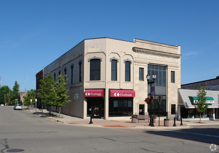 Primary Photo Of 201 N Clinton Ave, Saint Johns Storefront For Lease