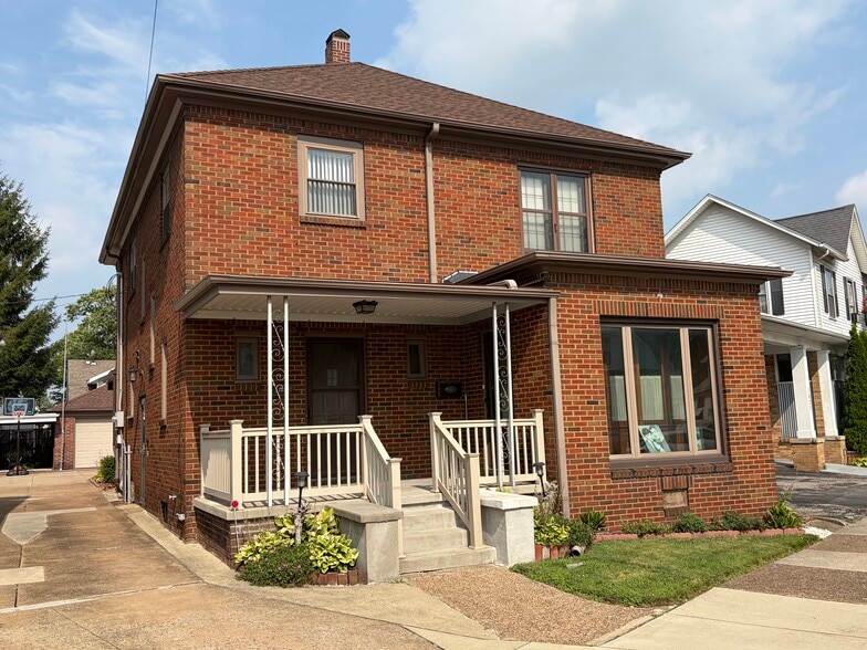 Primary Photo Of 1031 Columbus Ave, Sandusky Flex For Sale