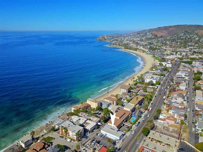 More Photos Of 687-691 S Coast Hwy, Laguna Beach Storefront Retail Office For Sale