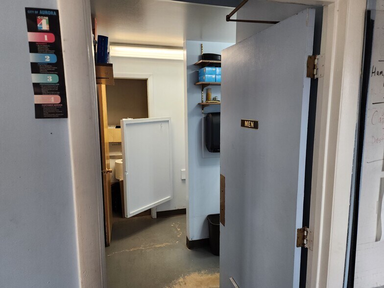 More Photos Of 151 Potomac St, Aurora Specialty For Sale