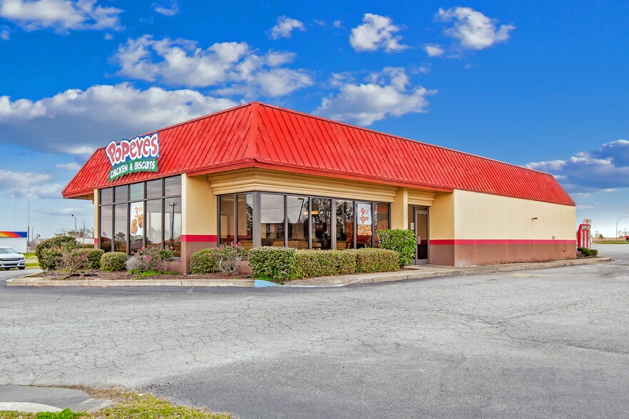 More Photos Of 1515 E Union St, Vienna Fast Food For Sale