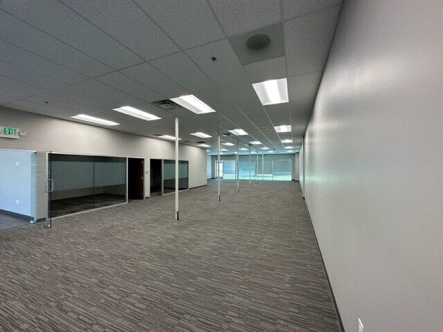 More Photos Of 1982 W Pleasant Grove Blvd, Pleasant Grove Office For Lease