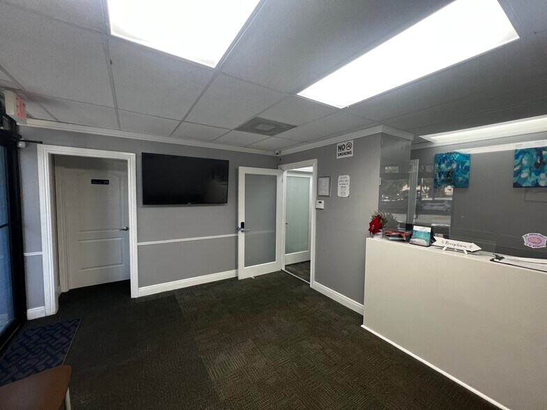 More Photos Of 13500 SW 88th St, Miami Medical For Sale