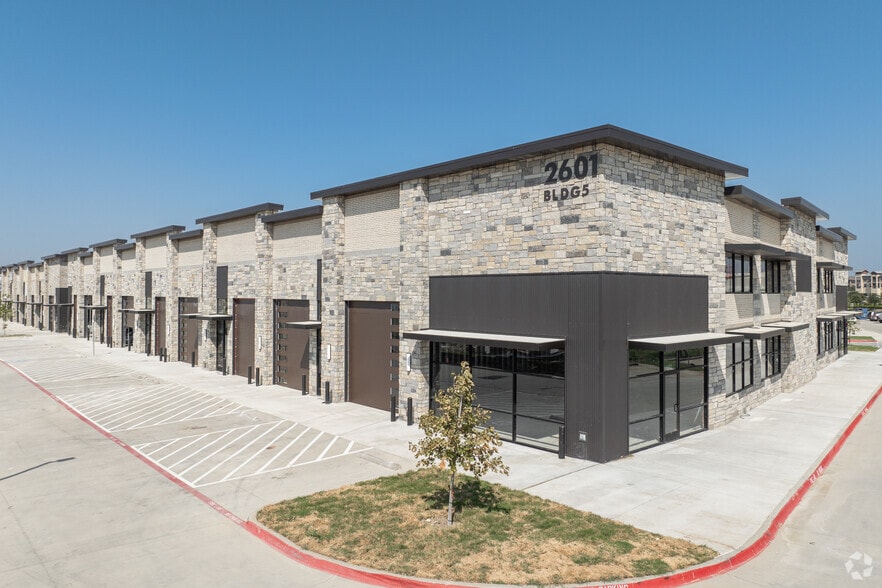 More Photos Of 2601 TX-121, Lewisville Light Distribution For Sale
