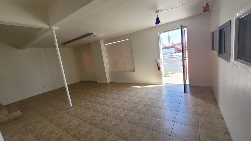 More Photos Of 605 E Valley Blvd, Colton Freestanding For Lease
