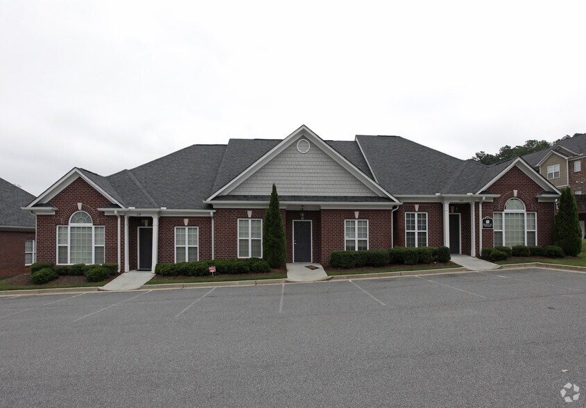 More Photos Of 239-243 River Park North Dr, Woodstock Medical For Sale