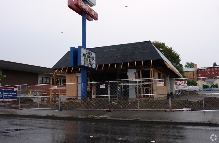 Primary Photo Of 621 Warren Ave, Bremerton Fast Food For Sale