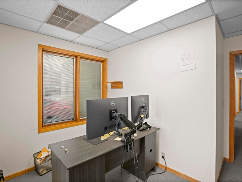More Photos Of 4541 S 700 E, Salt Lake City Office For Sale
