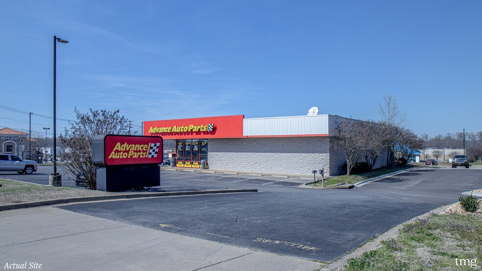 More Photos Of 3680 Dave Ward Dr, Conway Freestanding For Sale