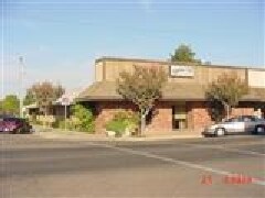 More Photos Of 1680 12th St, Reedley Storefront For Lease