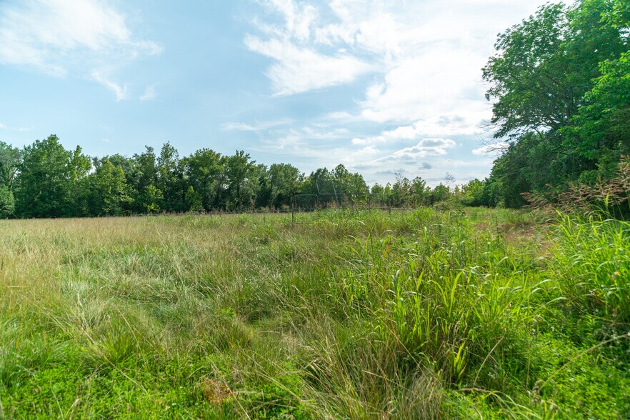 More Photos Of 337 W Main St, Eureka Land For Sale