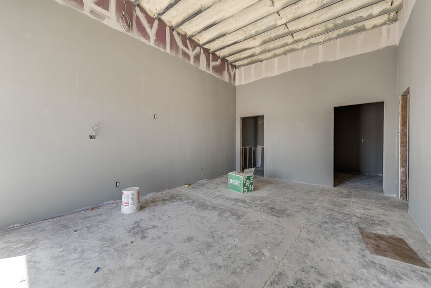 More Photos Of 2400 Steven Rd, Odessa Warehouse For Sale