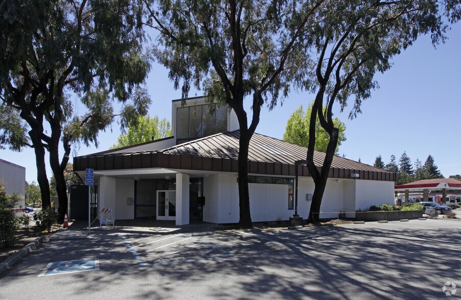 More Photos Of 806 Ocean St, Santa Cruz General Retail For Sale