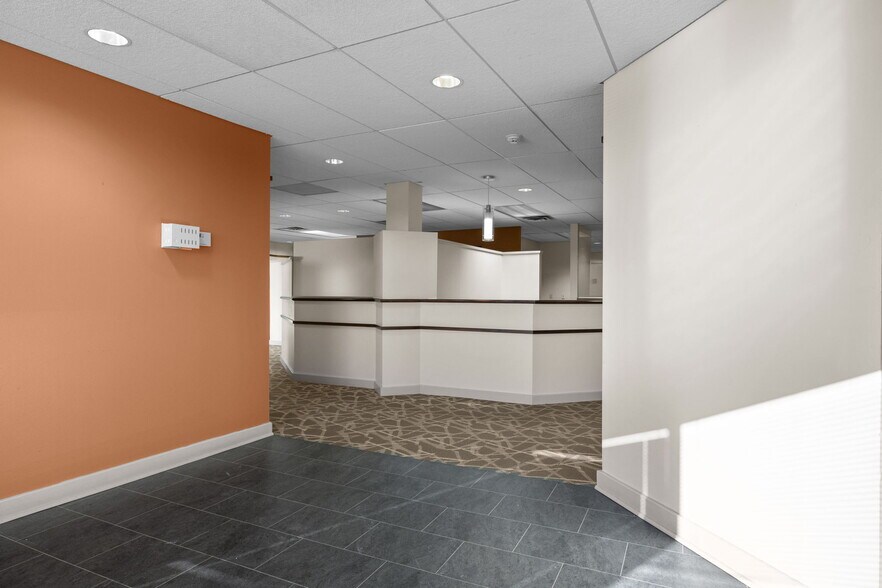 More Photos Of 667 Welsh Rd, Huntingdon Valley Loft Creative Space For Lease