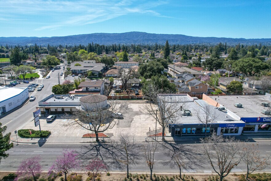 More Photos Of 1313 W El Camino Real, Mountain View Freestanding For Sale