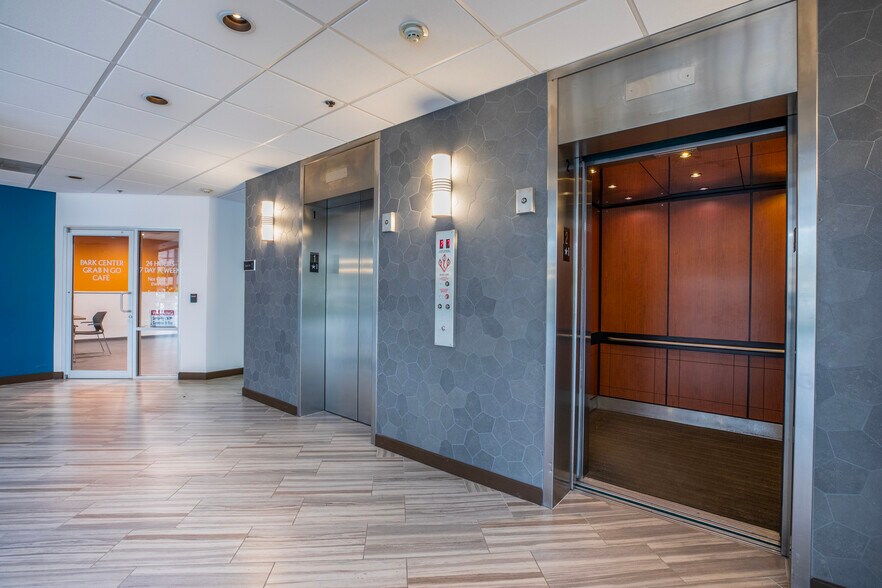 More Photos Of 2500 Maitland Center Pky, Maitland Office For Lease