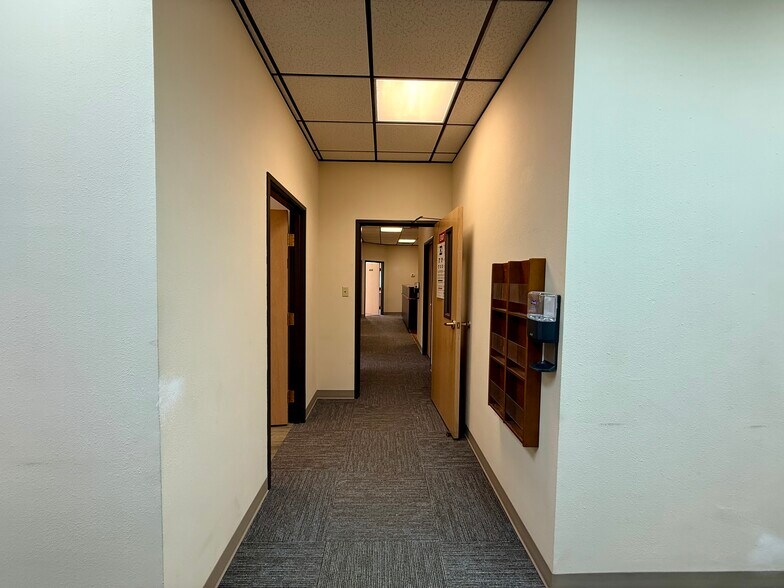 More Photos Of 301 Saddle Dr, Helena Medical For Lease
