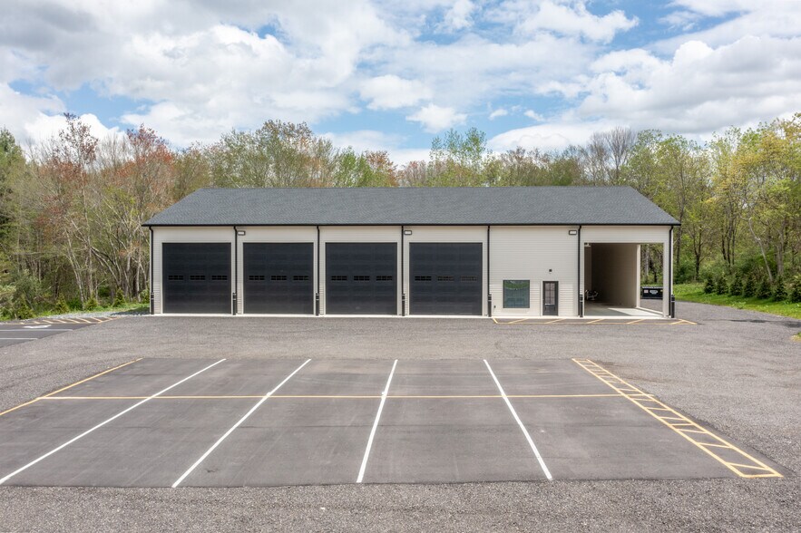 Primary Photo Of 186 Norwich rd, Plainfield Warehouse For Sale