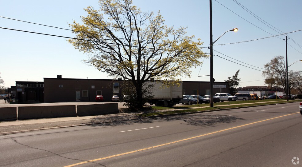 Primary Photo Of 581-597 Trethewey Dr, Toronto Warehouse For Lease
