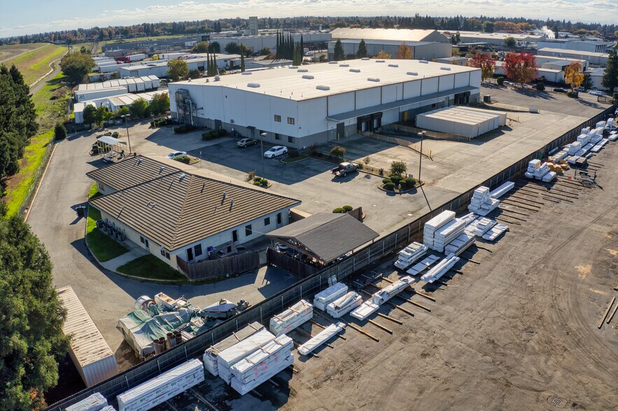 More Photos Of 1200 Putman Ave, Yuba City Warehouse For Lease