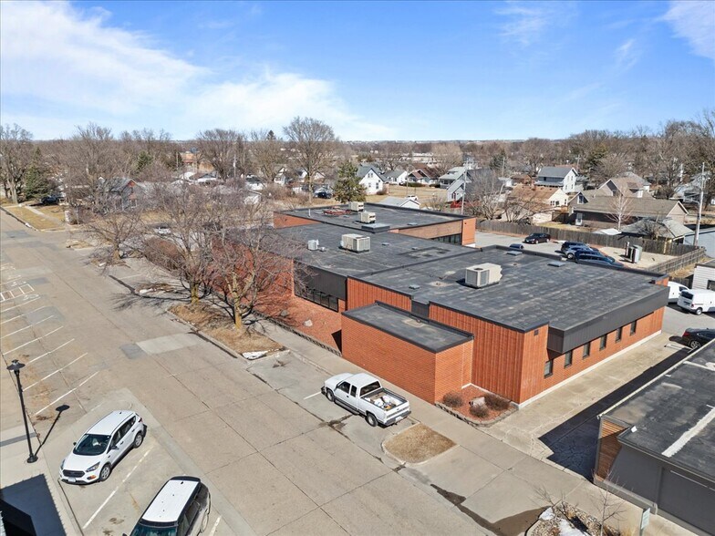 More Photos Of 211 SW Walnut St, Ankeny Office For Sale