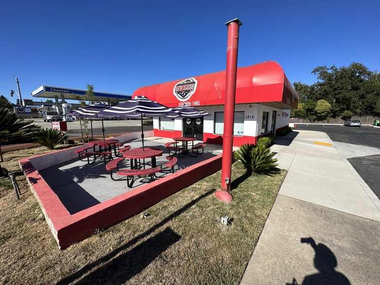 Primary Photo Of 5312 Hazel Ave, Fair Oaks Restaurant For Sale