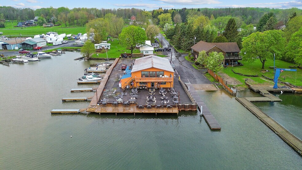 More Photos Of 356 King St, Fair Haven Marina For Sale