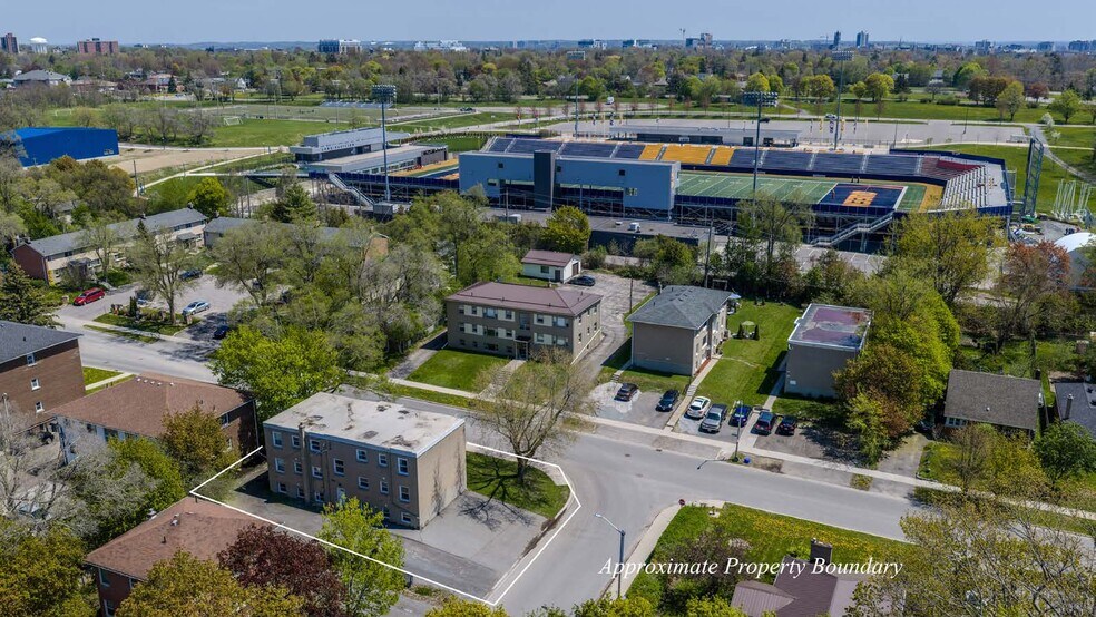 More Photos Of 304 Yonge St, Kingston Apartments For Sale
