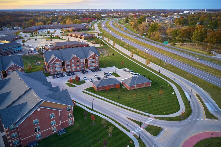 More Photos Of 4210 Philips Farm Rd, Columbia Unknown For Lease