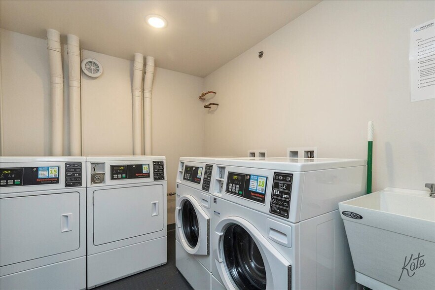 More Photos Of 1533 Lacey St, Fairbanks Apartments For Sale