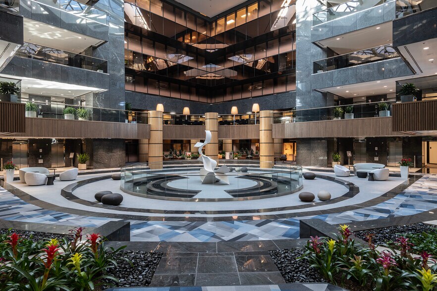 More Photos Of 11811 N Tatum Blvd, Phoenix Office For Lease