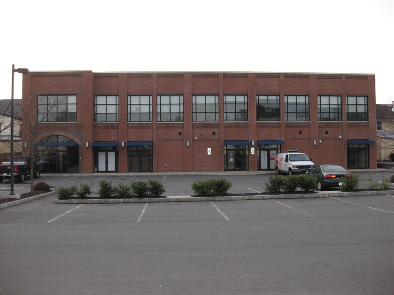 More Photos Of 54-60 E Bridge St, Morrisville Storefront Retail Office For Lease