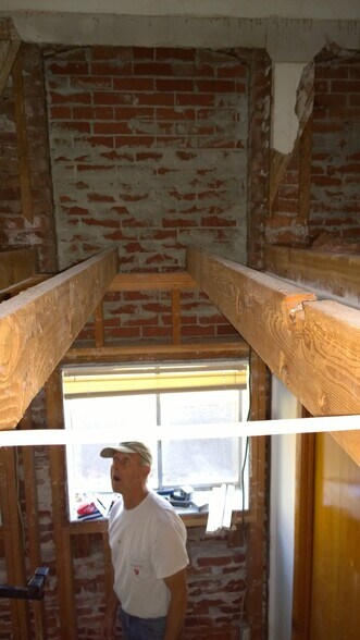 More Photos Of 229 E Monroe St, Carlton Apartments For Sale