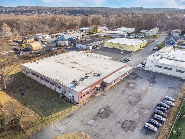 More Photos Of 75 Harrison St, Little Falls Warehouse For Lease