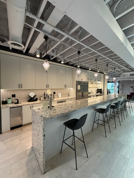 More Photos Of 845 Broadway, Brooklyn Office For Sale