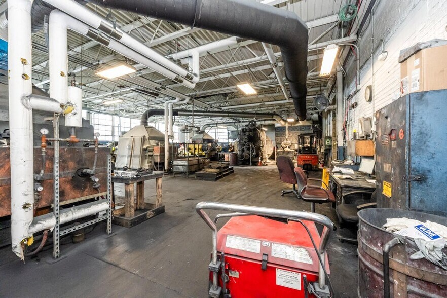 More Photos Of 521 Langley Ave, Saint Joseph Industrial For Sale