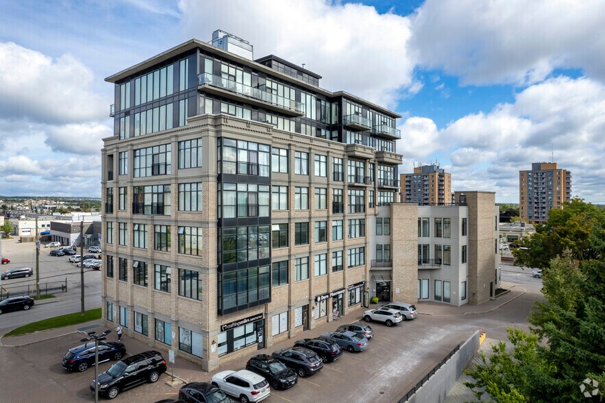 More Photos Of 10376 Yonge St, Richmond Hill Office For Sale