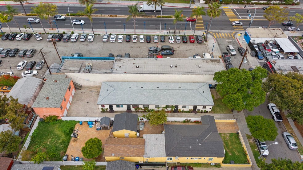 More Photos Of 8915 Elizabeth Ave, South Gate Apartments For Sale