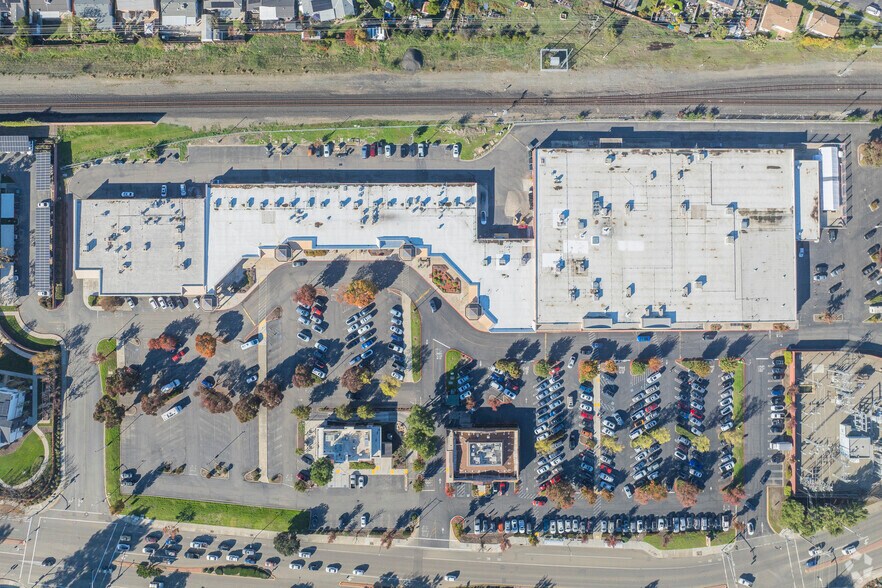 More Photos Of 1070 E Stanley Blvd, Livermore Unknown For Lease