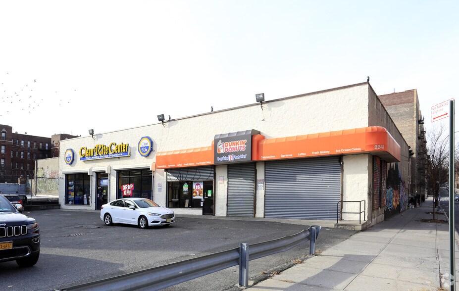 Primary Photo Of 2241 Southern Blvd, Bronx Freestanding For Sale