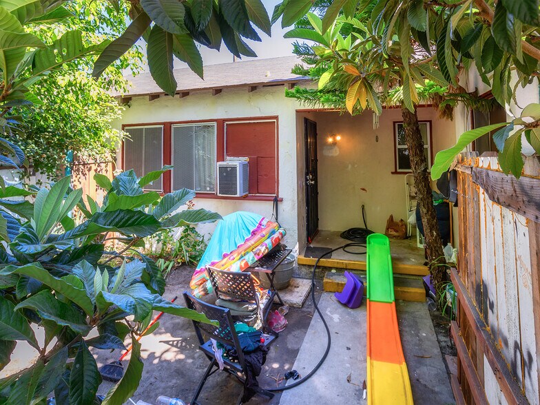 More Photos Of 5150 Riverton Ave, North Hollywood Land For Sale